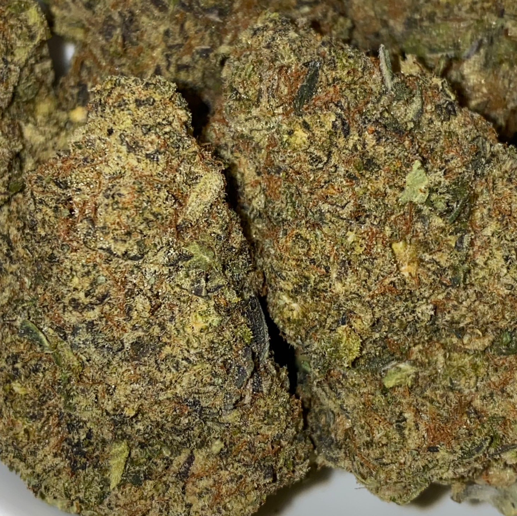 Berry cake(2 ozs for $140,3 ozs for $190,5 ozs for $275)