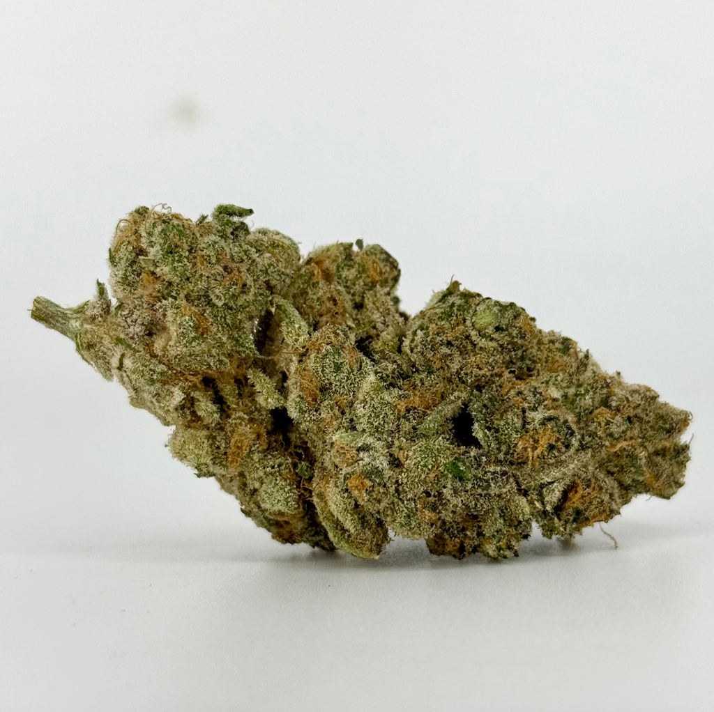 Sugar Kiss (Sativa) $70 HOZ | $115 OZ - By TopShelf Exotics