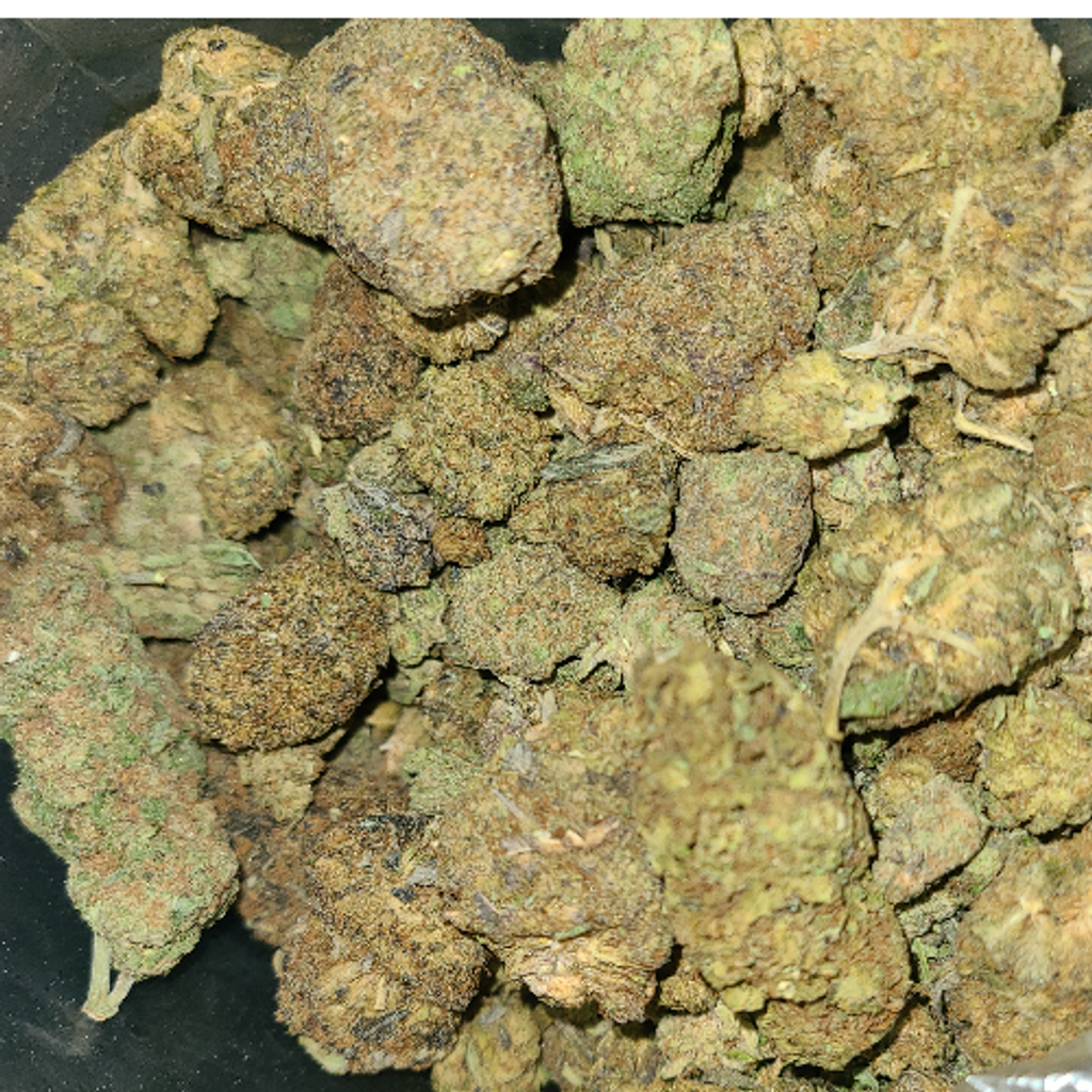#BEST DEAL  $65 PER OUNCE MIXED STRAINS AAA - AAAAA+ (SMALL MED & LARGE BUDS) 