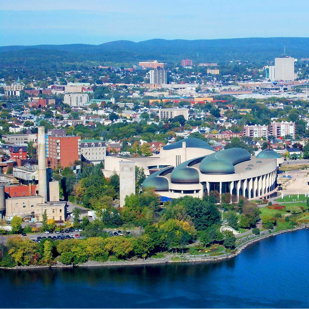 How Do You Choose the Right Cannabis Delivery Service in Gatineau?