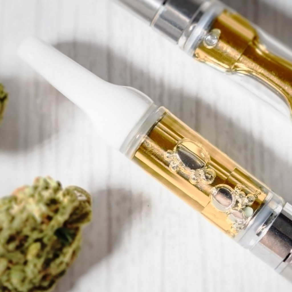 Disposable vs. Refillable Weed Pens: What BC Users Should Know