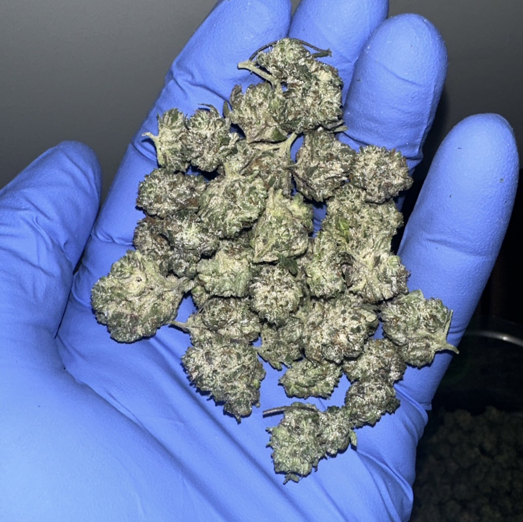 Captain pink smalls 60$oz 2 for 100$