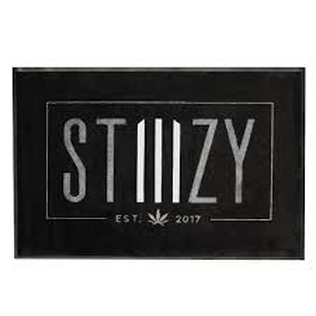 Stiiizy - 420 Doorduster Bong Kit