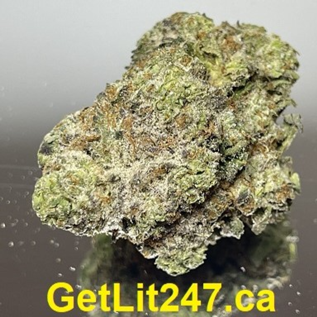 "Sour Deez" - Hybrid - 70% Sativa / 30% Indica - THC: 26%, CBD: 2%, CBN: 4%