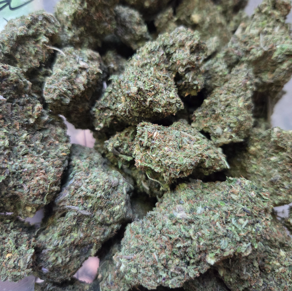 QUAD BC GAS kush/keif shake 2oz/$70  4oz/$125