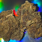Apple Kush(2Ozs $90, 3 ozs for $125)