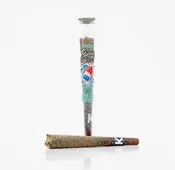 1 x 1g Shatter Infused Blunt Hybrid Rocket Pop by KushKraft