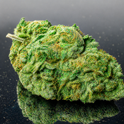 "Budget Weed" King of Kush -  Hybrid 80% Indica / 20% Sativa - THC 29%