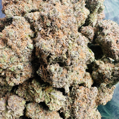 STRAWBERRY KUSH   90 2 oz  special 150 sativa 