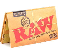 Single Wide Classic Rolling Papers by RAW