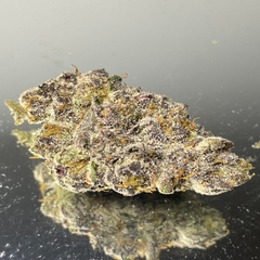 "Premium Exotic" Royal Bloom - Hybrid 70% Indica/ 30% Sativa - THC 26-35%