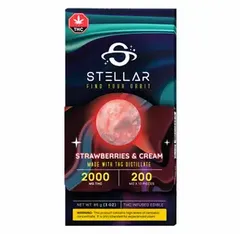 2000mg Strawberries & Cream Chocolate Bar by Stellar Treats