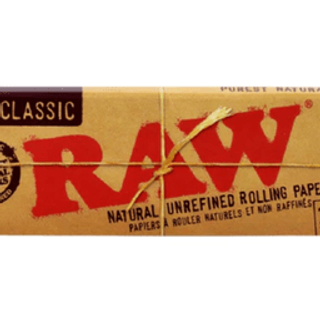 1 1/4 Classic Rolling Papers by RAW